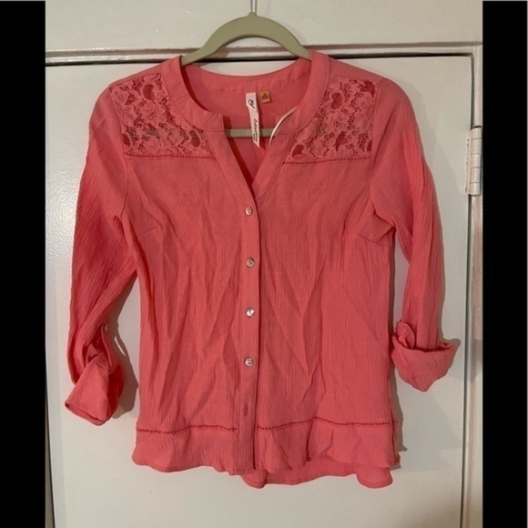 NY Collection Tops - NY Collection Peach Petite 3/4 Sleeve button down top size Small